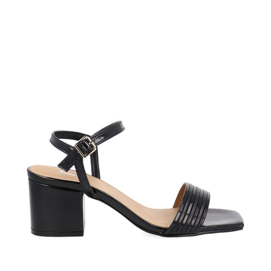 Zapatilla de Vestir Trender color Negro para Mujer con detalles de charol