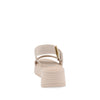 Sandalia Casual Trender color Beige para Mujer con detalles de Brillos y ajuste de Velcro