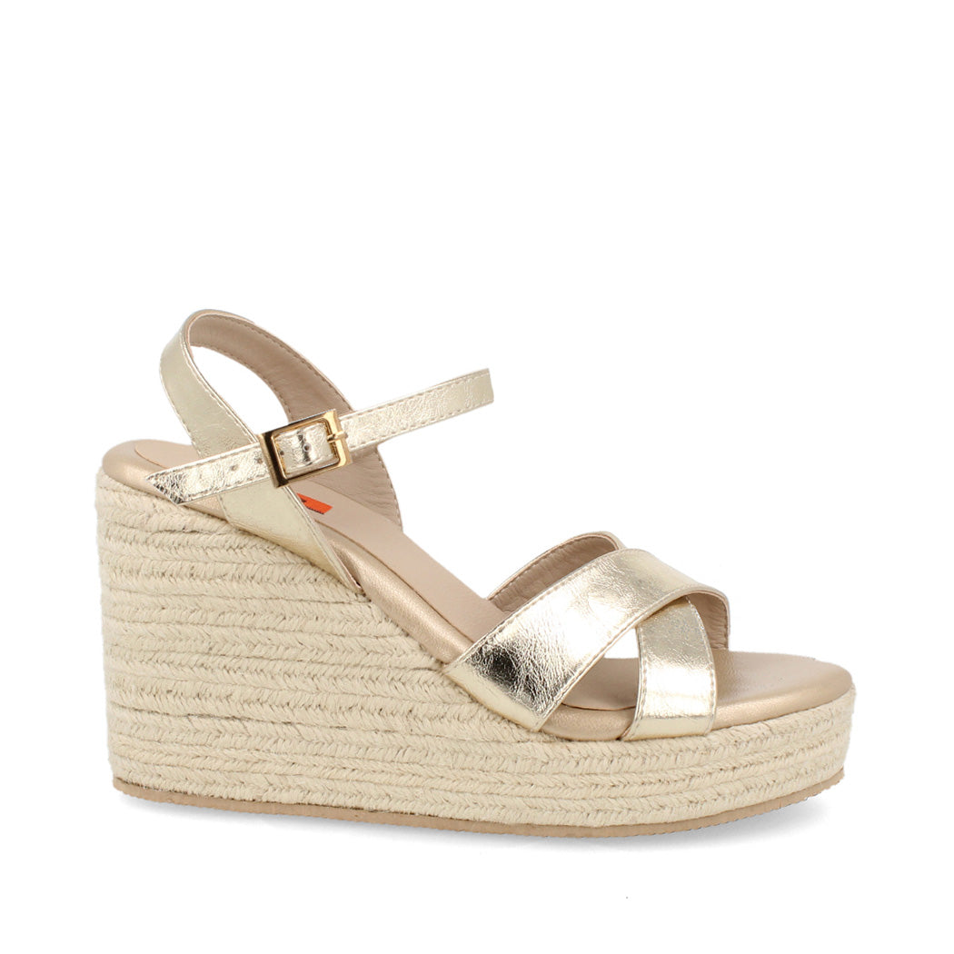 Sandalia Casual Trender color Oro para Mujer