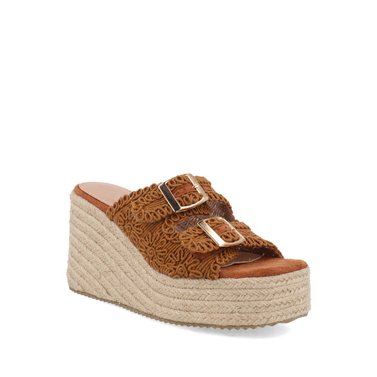 Sandalia Casual Trender color Camel para Mujer con doble Hebilla