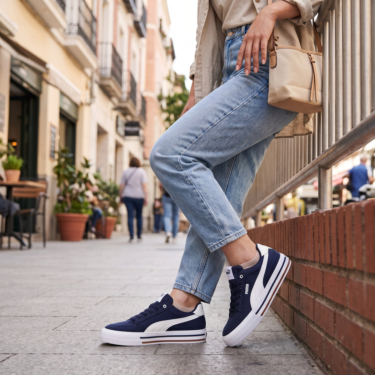 Tenis Casual Puma color Azul para Mujer