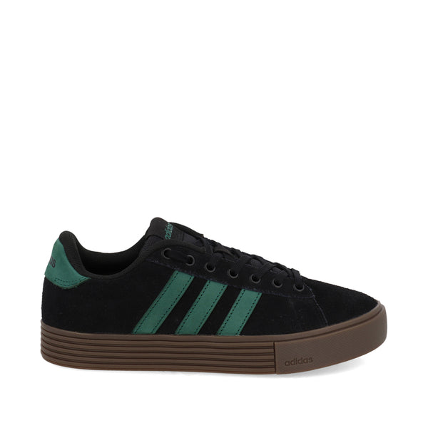Tenis Urbano Adidas color Negro con lineas verde para Mujer