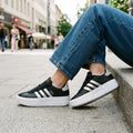Tenis Casual Adidas color Negro para Mujer