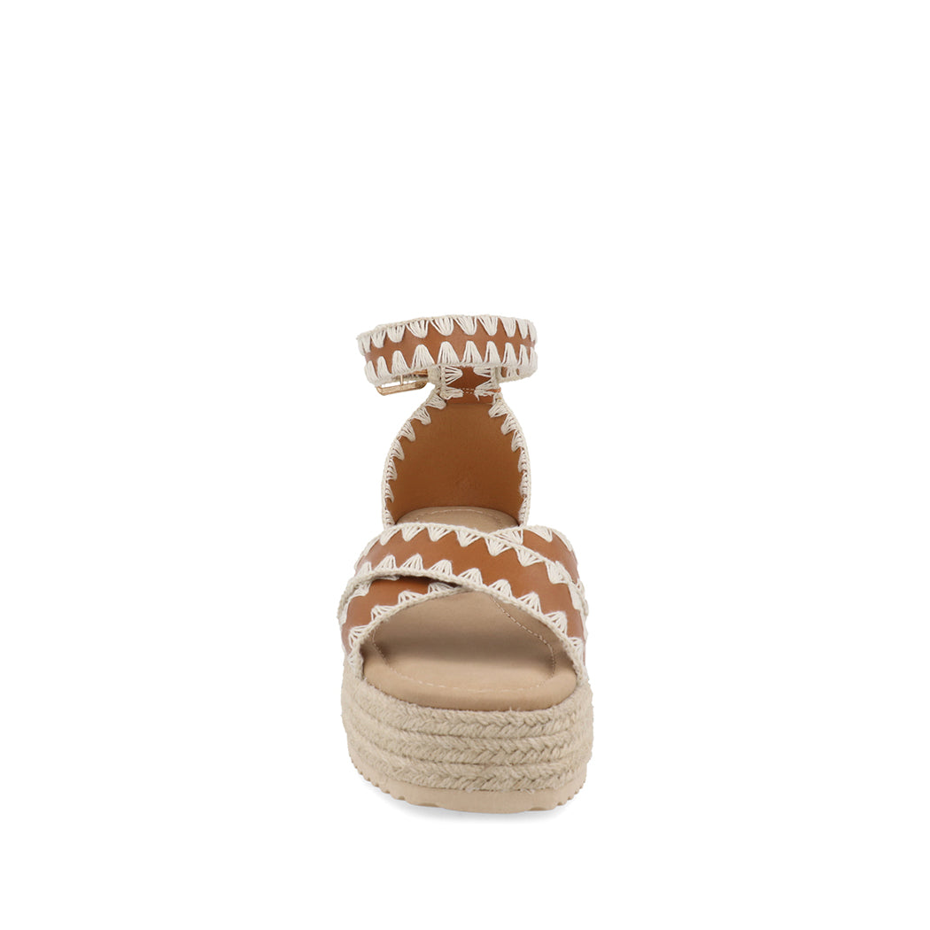 Sandalia Piso Trender color Camel con tejido Beige para Mujer