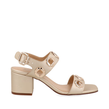 Sandalia Casual Trender color Dorado para Mujer con aplicaciones