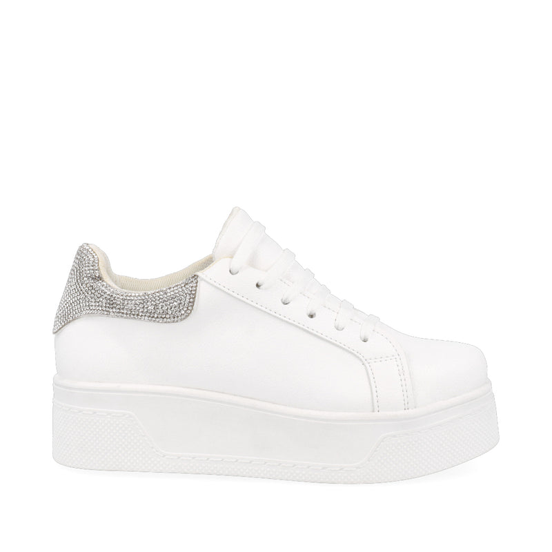 Tenis Urbano Trender color blanco decorado con Aplicaciones  en color Plata para Mujer
